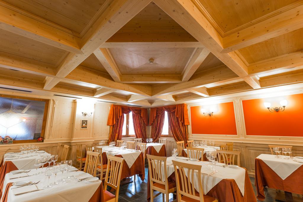 Hotel Arisch Aprica Kültér fotó