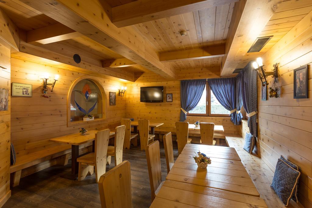 Hotel Arisch Aprica Kültér fotó